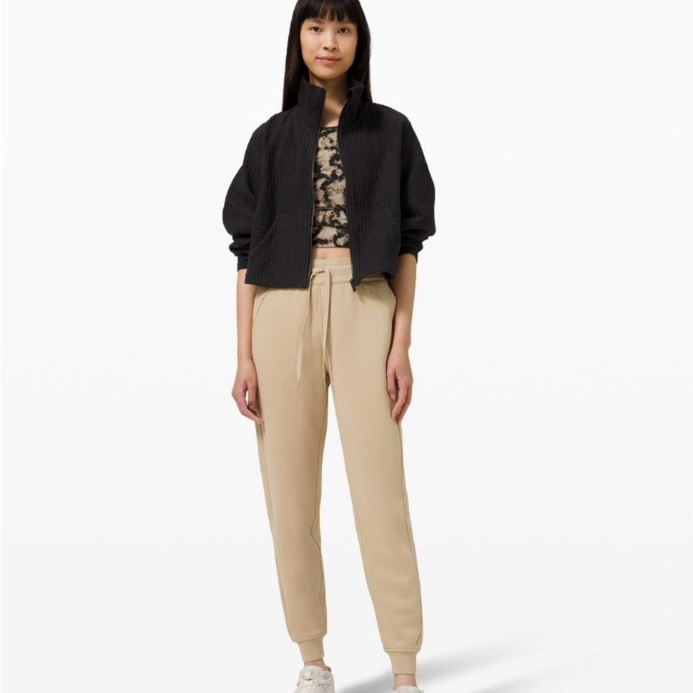 NWT Lululemon Scuba High-Rise Jogger size 10